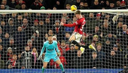 开云首页体验-林良锋：眼光不准还固执，滕哈赫用人策略糟糕透顶