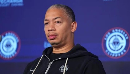 开云官网首页-不满意，泰伦-卢：洛城德比快船本该大胜；裁判对湖人太宽容了