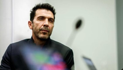 开云官网首页-布冯：为使足球更精彩进球更多 球门得变大