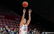 开云官网首页-轰26+7进四强！中国女篮33岁1米91王牌前锋真稳：宫鲁鸣该带她？|高颂|四川女篮|陈明伶|联赛|大前锋_新浪体育_新浪新闻